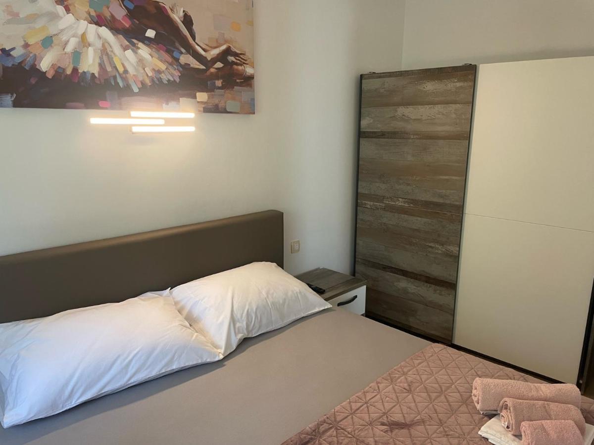Lory Apartmani Dramalj Exterior foto